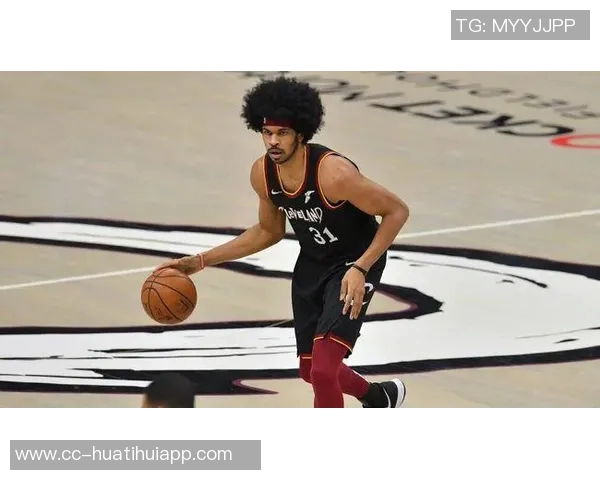 半场表现惨淡亨特仅得2分贾勒特阿伦更是低迷仅得4分