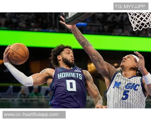 布朗在美国男篮落选后展现巅峰状态引发热议与期待