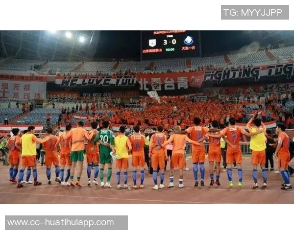 古加谈足协杯庆祝方式认为中国人情感表达相对冷淡缺乏热烈氛围