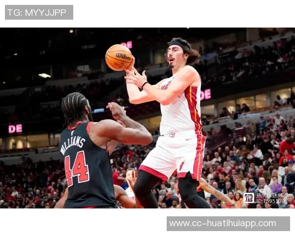 哈克斯强调下半场开局需全力进攻保持领先优势