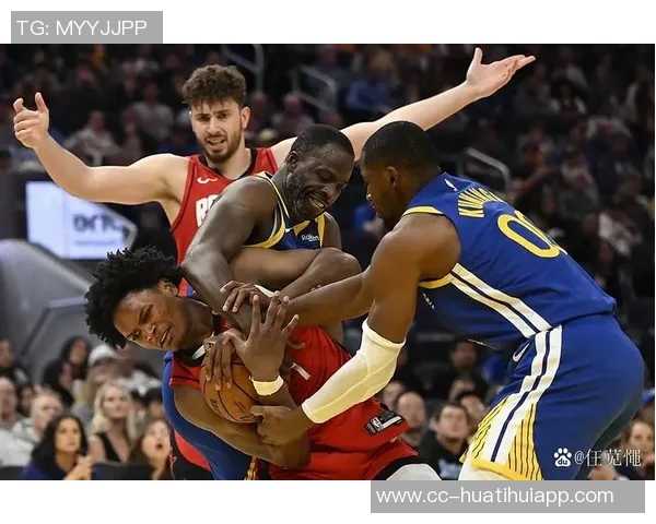 阿门汤普森的突破能力如何助力球队并提升队友表现 阿门汤普森的突破能力如何助力球队并提升队友表现